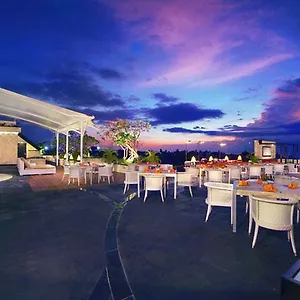 Kuta Reef Aparthotel
