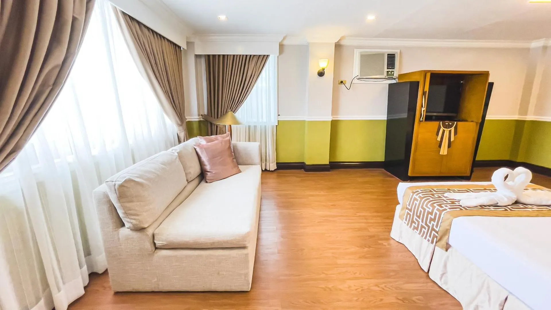 Miramar Hotel Manila